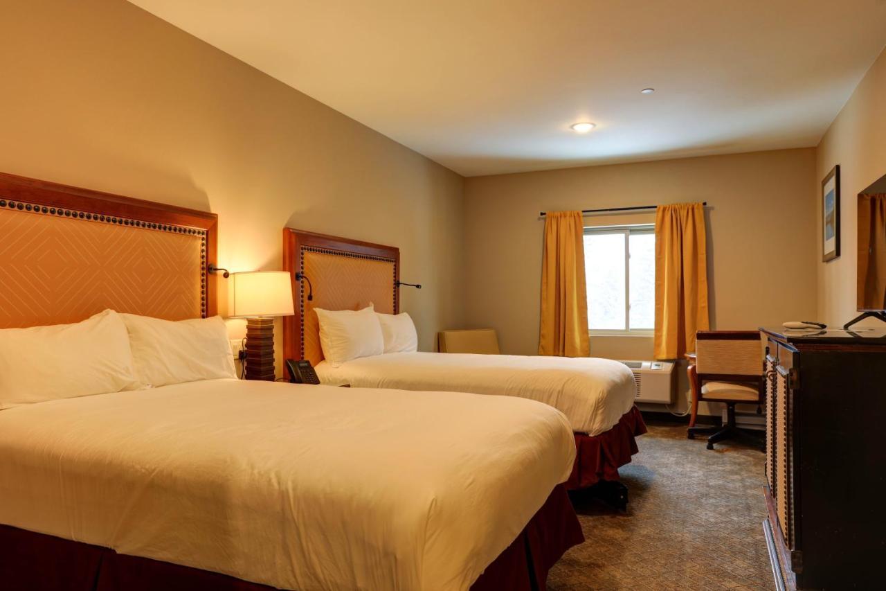 ווסט ילוסטון Wagon Wheel Hotel מראה חיצוני תמונה