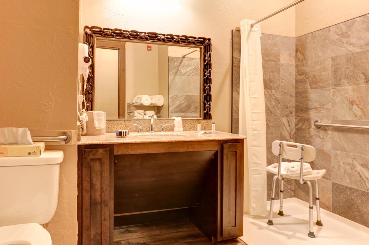 ווסט ילוסטון Wagon Wheel Hotel מראה חיצוני תמונה