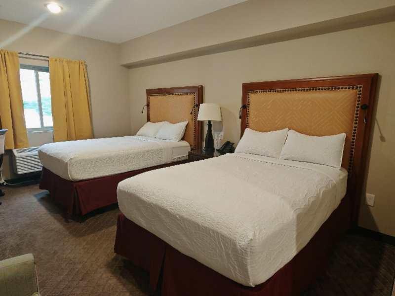 ווסט ילוסטון Wagon Wheel Hotel מראה חיצוני תמונה